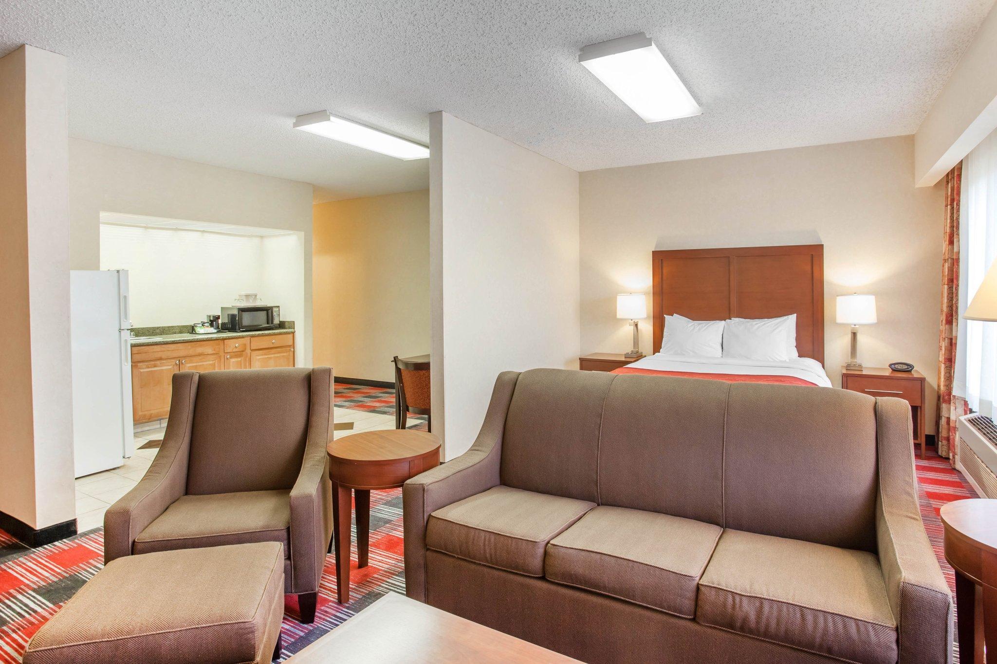 Comfort Suites Near Vancouver Mall Exteriér fotografie