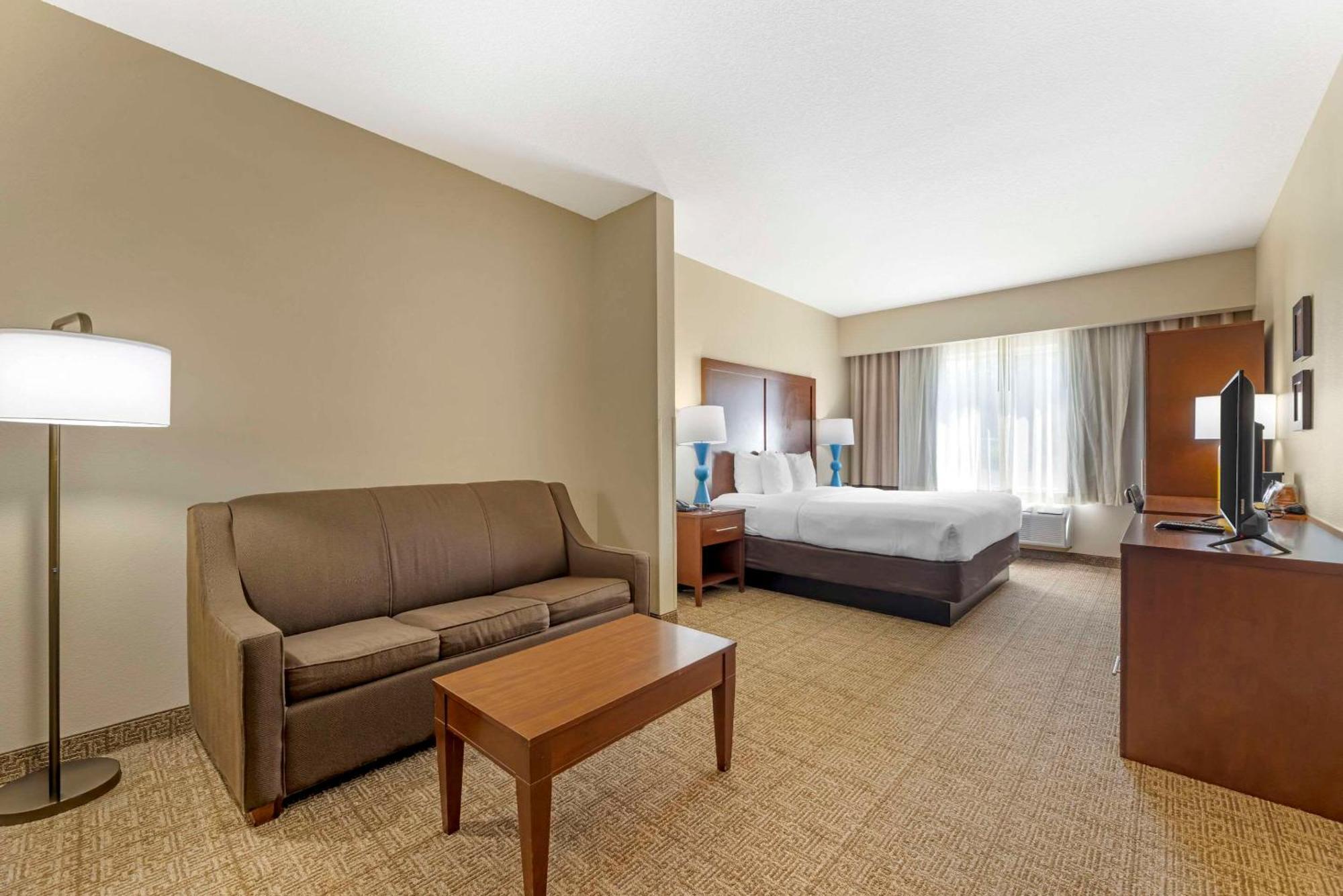 Comfort Suites Near Vancouver Mall Exteriér fotografie