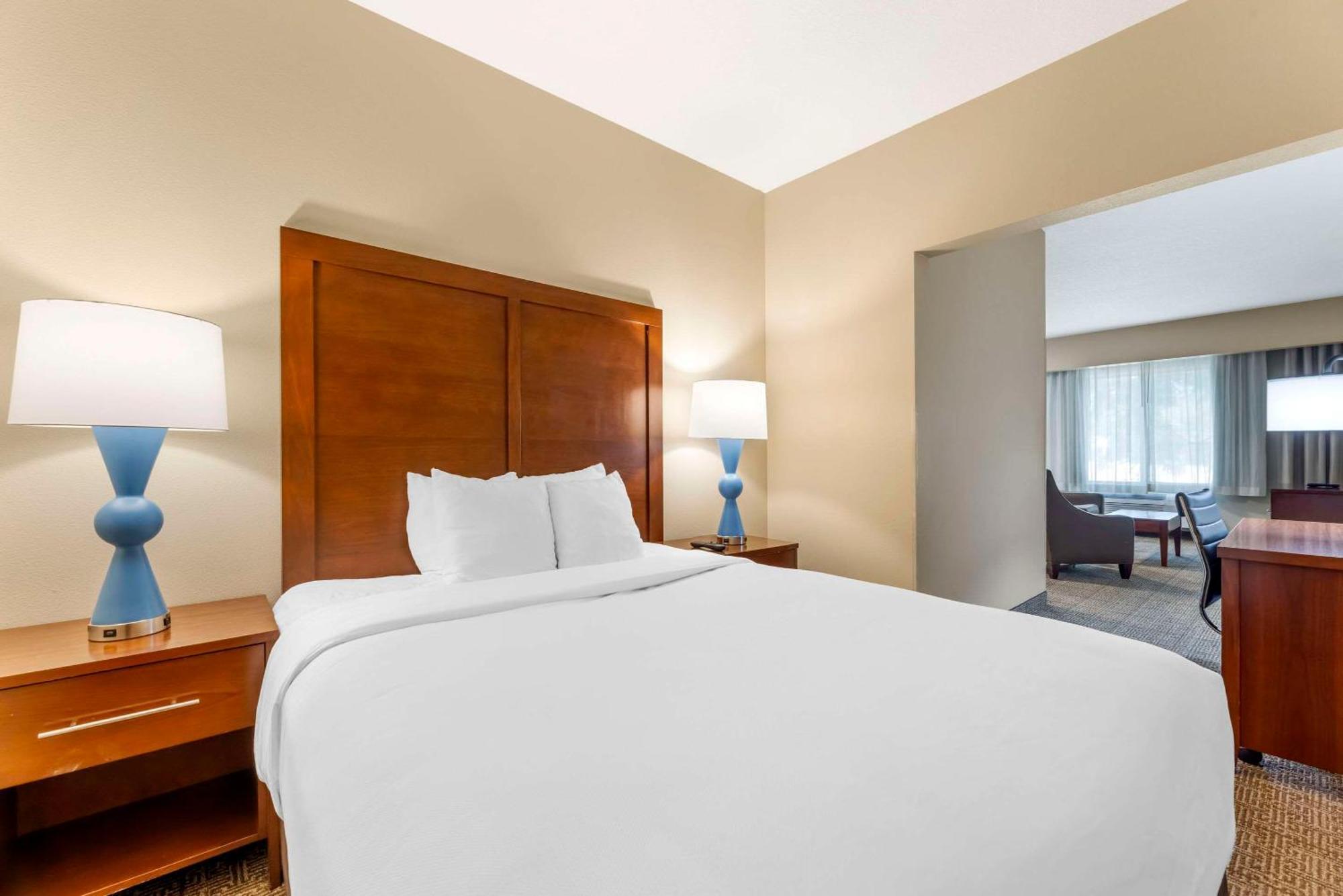Comfort Suites Near Vancouver Mall Exteriér fotografie